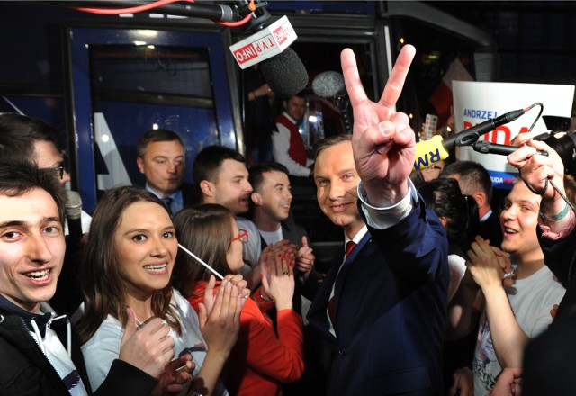 21.05.2015 warszawa wybory prezydent 2015 debata telewizja tvn andrzej duda bronislaw komorowski kampania wyborcza nz andrzej dudafot grzegorz jakubowski/polska press