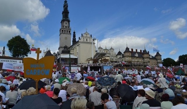 Województwa częstochowskiego nie będzie. Rząd Beaty Szydło jest przeciwny. To wielki zawód