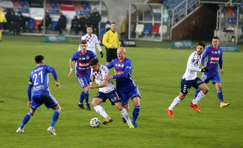 20.11.2020. Górnik Zabrze - Piast Gliwice 1:2....