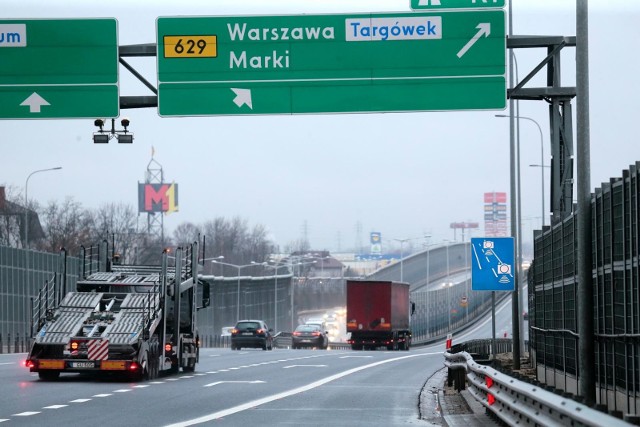 10. Marki, Warszawa. Liczba zarejestrowanych przekroczeń prędkości - 3 074.