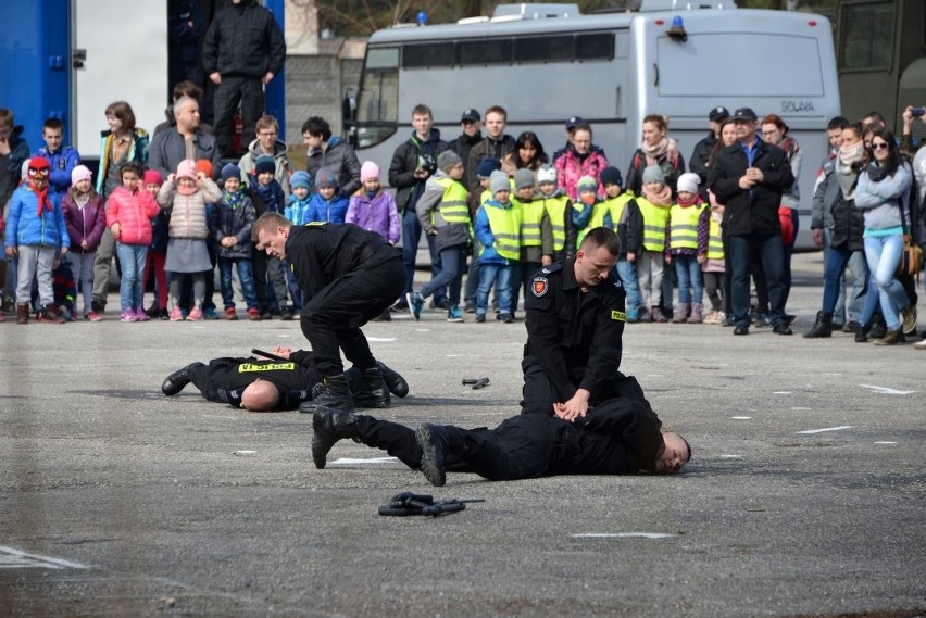 Dzień otwarty w policji. Była okazja usiąść w fotelu komendanta wojewódzkiego!