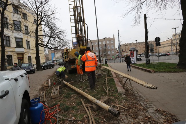 Jedne z ostatnich odwiertów geologicznych dla potrzeb budowy tunelu średnicowego wykonano u zbiegu Zielonej i Zachodniej, gdzie powstanie podziemna stacja Łódź Śródmieście.