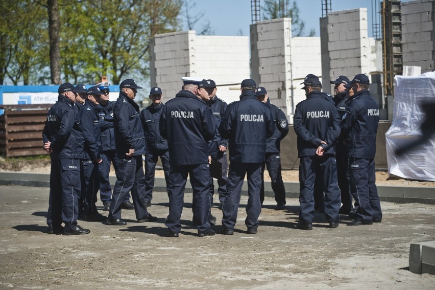 We wtorek po południu odbyło się uroczyste wmurowanie aktu...