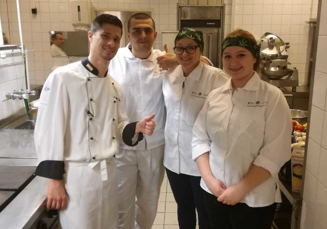 Współpraca biznesu z nauką. Firma Lech Garmażeria Staropolska pomaga w rozwoju zawodowym uczniom Zespołu Szkół Technicznych w Białymstoku