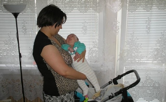 Pani Katarzyna twierdzi, że z powodu zajęcia becikowego zabrakło jej na mleko dla noworodka.
