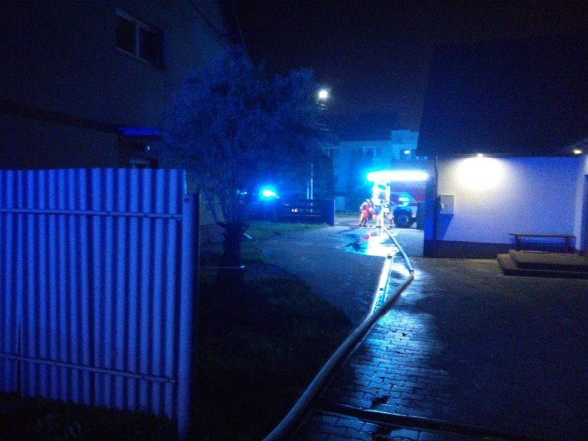 Pożar w Domaszowicach. Strażacy mieli pracowitą noc