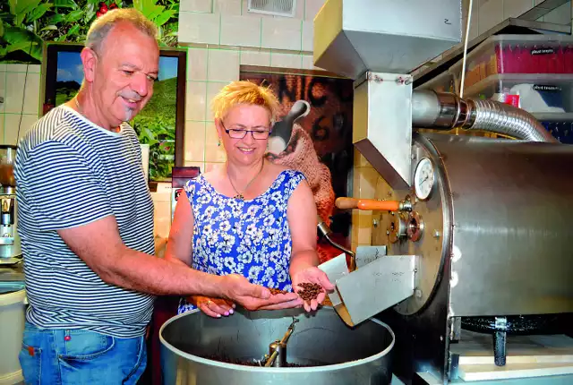 Roman i Krystyna Skonieczni, właściciele Palarni kawy, Studia herbaty HERBA-CAFE w Złotorii