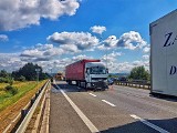 Kolizja trzech ciężarówek na obwodnicy Krakowa [ZDJĘCIA INTERNAUTY]
