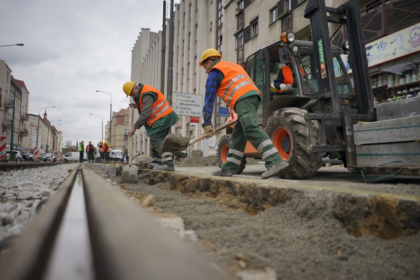 Remont ul. Dąbrowskiego bez opóźnień