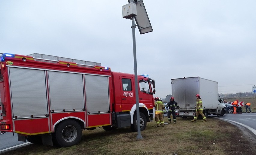 Na szczęście żaden z kierowców nie odniósł poważniejszych...