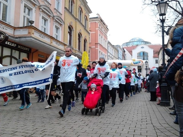 Na starcie zielonogórskiego biegu "Policz się z cukrzycą&#8221; zjawiło się ponad 200 osób