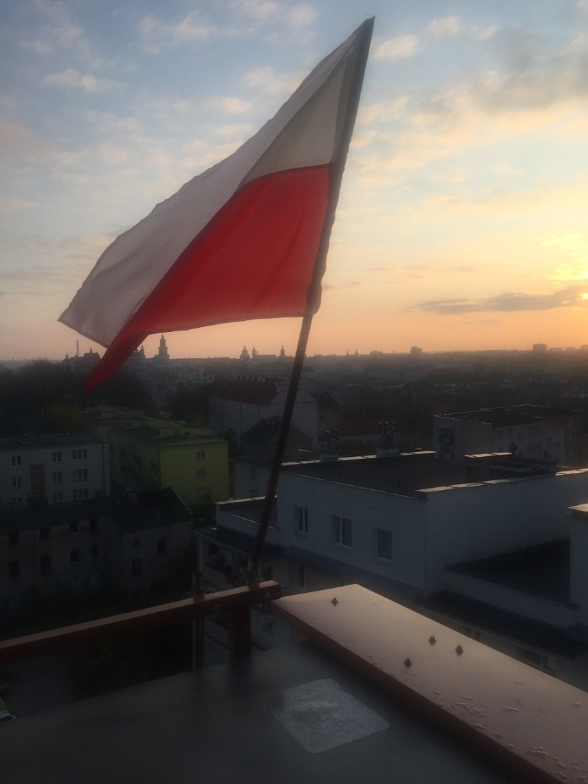 Święto Niepodległości w Lublinie i woj. lubelskim. Na domach i urzędach powiewają flagi. Zobacz zdjęcia!