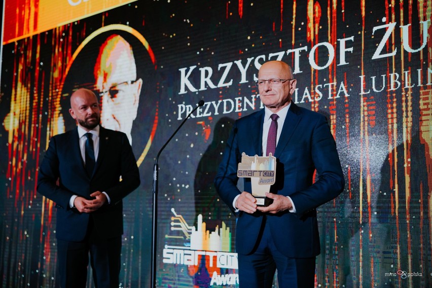 Krzysztof Żuk Człowiekiem Roku 2022 w konkursie Smart City Awards