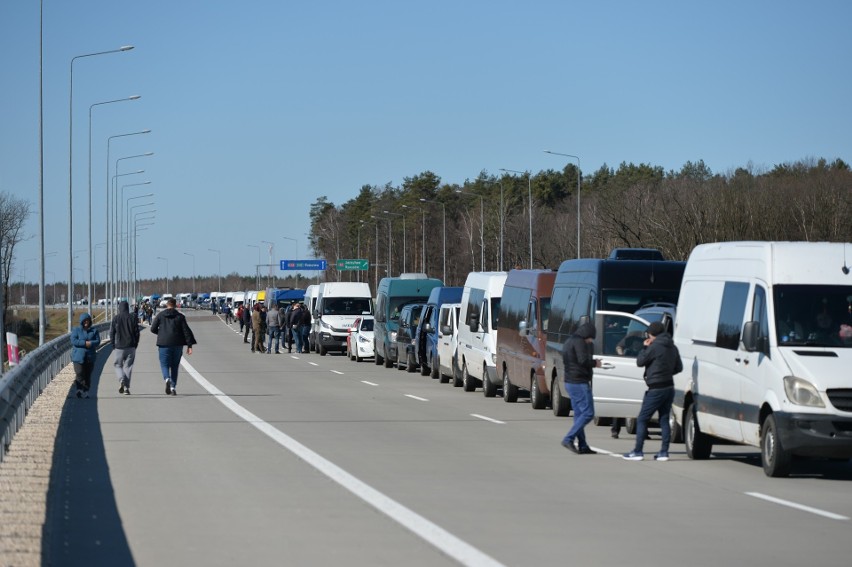 W nocy z 14 na 15 marca Polska zamknęła granicę z Ukrainą w...