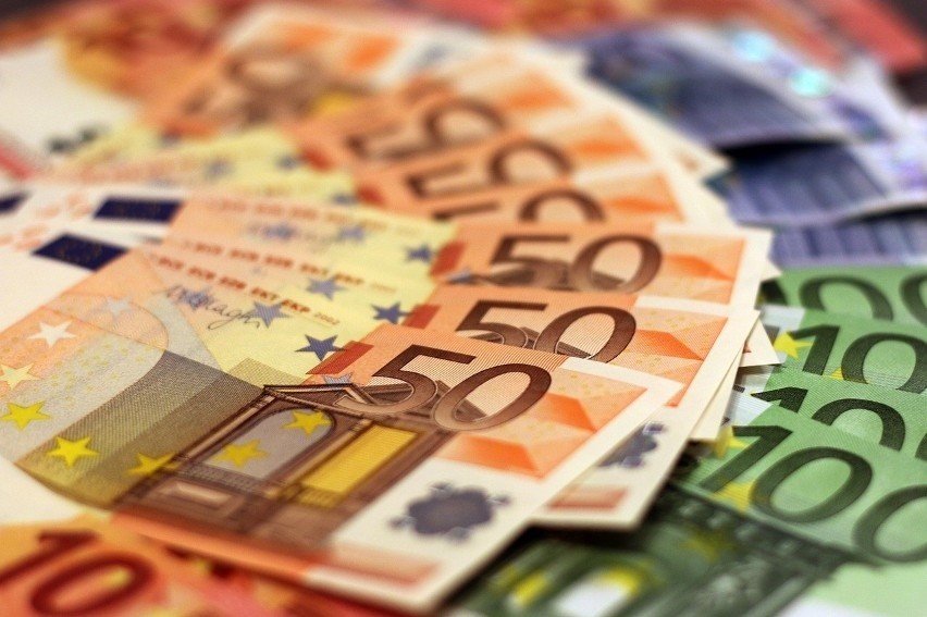 Der Euro wird von Kun verdrängt, und in Polen – eine Lawine des Populismus