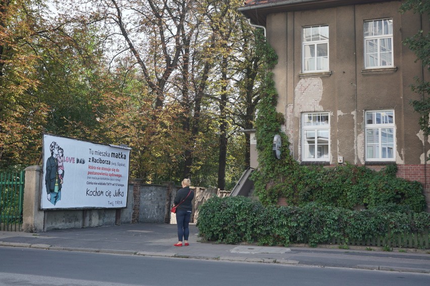 Mieszkaniec Raciborza wywiesił bilbord w pobliżu domu w...