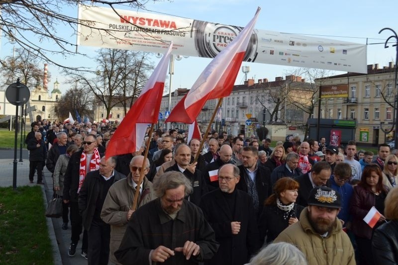 Częstochowa. Marsz Niepodległości środowisk prawicowych