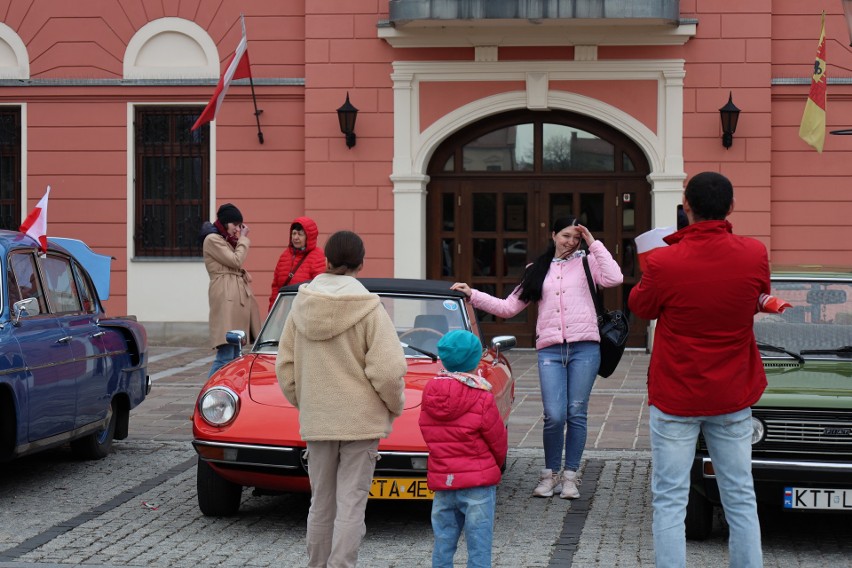 Zlot zabytkowych samochodów w Olkuszu