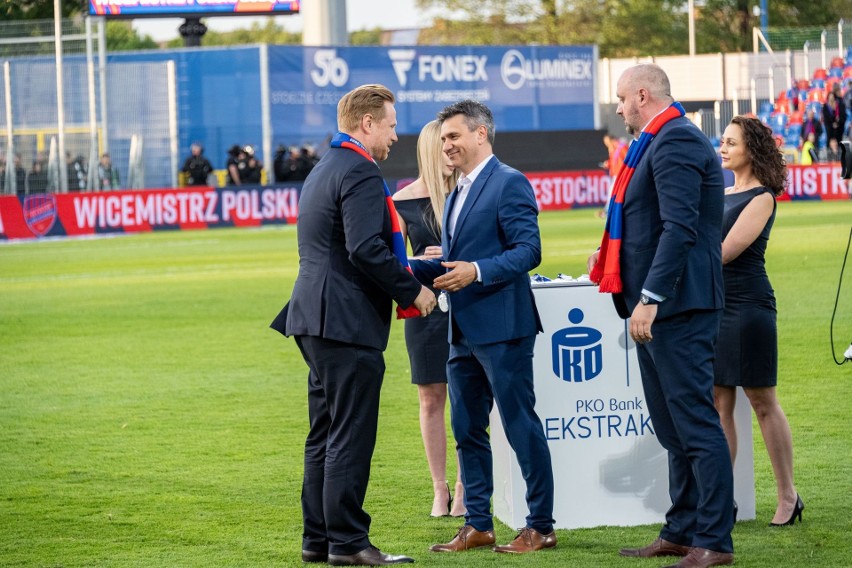 Dekoracja Rakowa Częstochowa na stadionie przy Limanowskiego