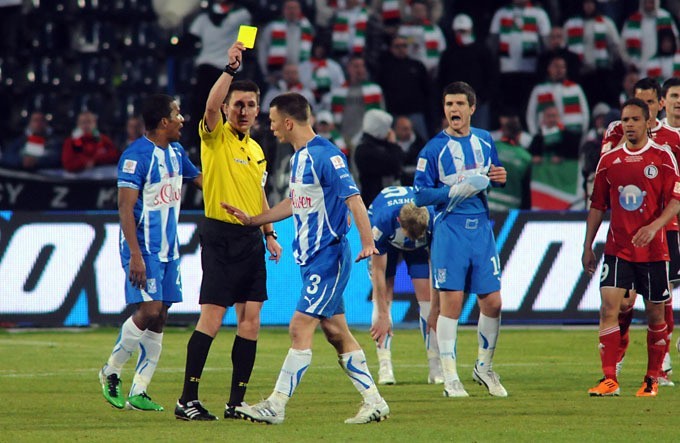 [nowe zdjęcia] Lech Poznań - Legia Warszawa. Mecz i demolka