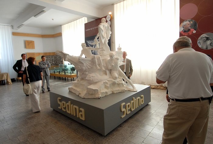 Model pomnika Sediny...