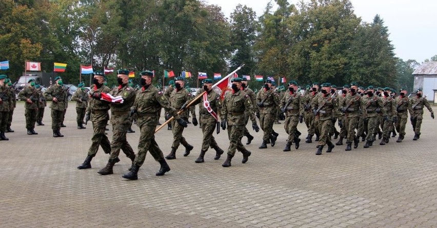 Dzień przysięgi wojskowej w Chełmnie, którą na wojskowy...