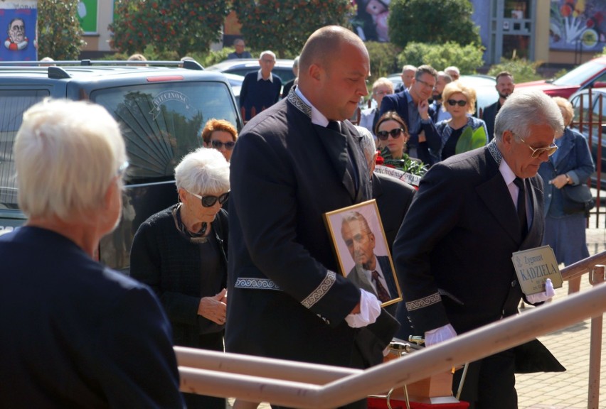 Pożegnano Zygmunta Kądzielę. Tłumy mieszkańców na pogrzebie legendy radomskiej siatkówki. Zobacz zdjęcia