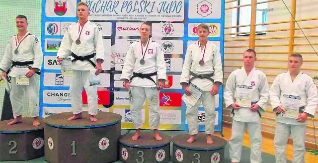 Najlepsi judocy PP w wadze 73 kg. Od lewej: Adam Stodolski (Leśnik Kaczory), Bartosz Karaś (Wisła Kraków), Rafał Terlecki (Gwardia Białystok) i słupszczanin Jakub Nawrot (TS Judo Gryf)