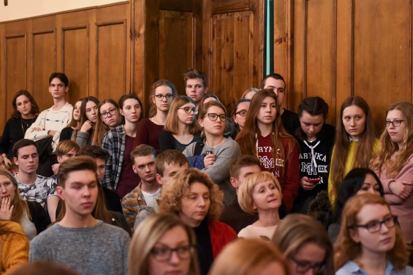 W LO św. Marii Magdaleny nie odbyły się matury próbne....