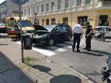 Zderzenie dwóch aut w centrum Bydgoszczy [zdjęcia]
