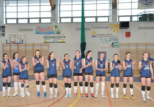Siatkarki MKS Gala Skarżysko mogą bić sobie brawo, wywalczyły awans do półfinału mistrzostw kraju młodziczek.