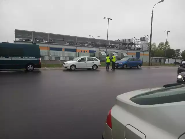 Kontrole odbyły się pod siedzibą łódzkiej drogówki przy ul. Stokowskiej.