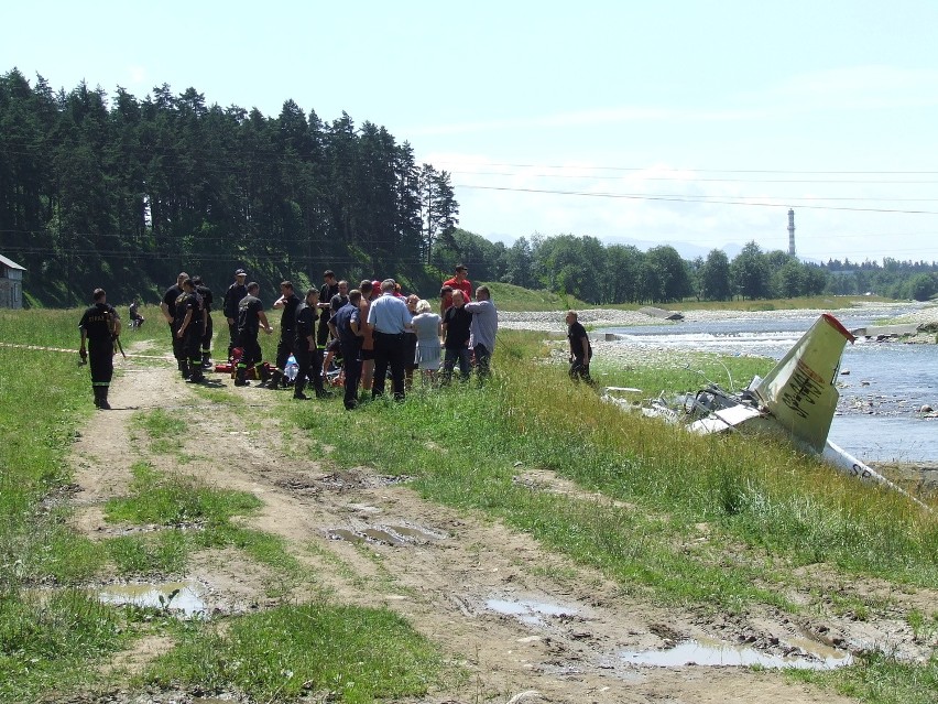 Wypadek szybowca Nowy Targ: dwie osoby nie żyją [ZDJĘCIA]