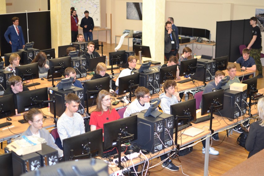 Polsko-czeski konkurs o cyberbezpieczeństwie. Wśród uczestników młodzież z Dolnego Śląska 