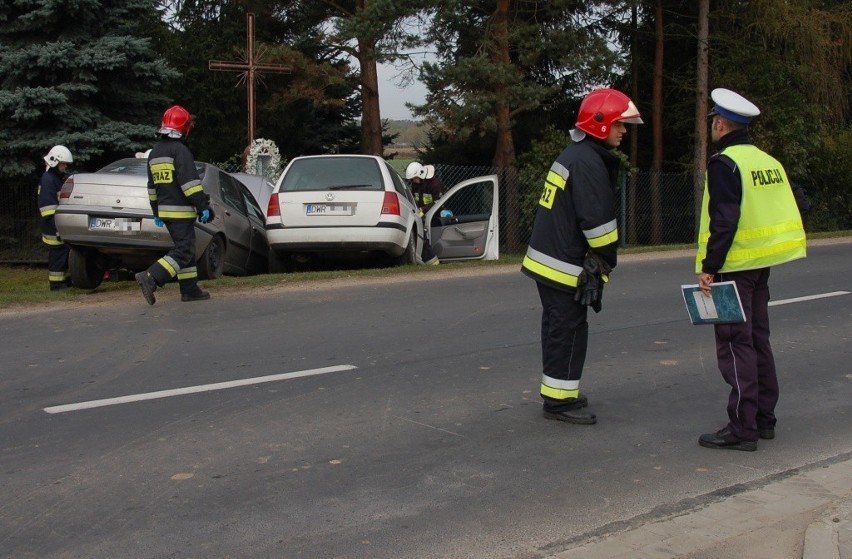 Wypadek pod Wrocławiem. Dwie osoby zostały ranne (ZDJĘCIA)