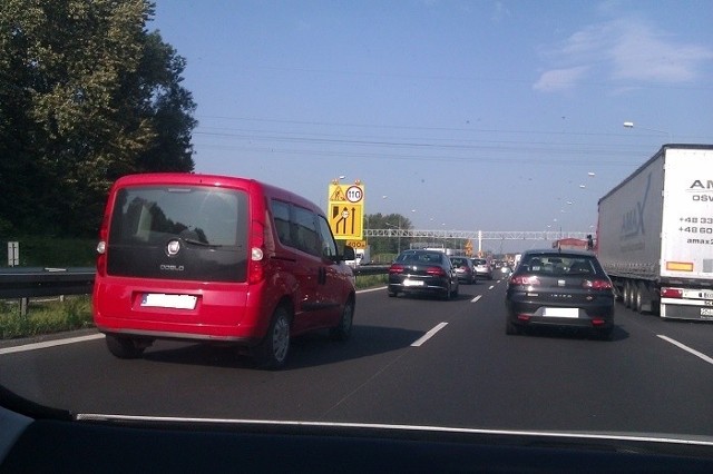 Zakorkowana autostrada A4 w kierunku Wrocławia