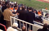 Bójka na trybunach w Chorwacji. Były piłkarz zaatakował dyrektora sportowego (WIDEO)