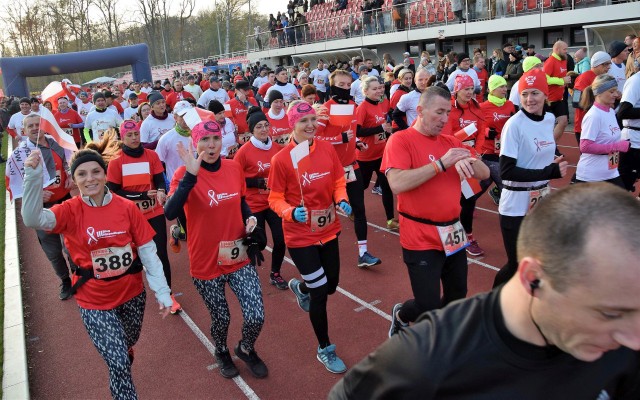 W Inowrocławiu odbył się III Bieg Niepodległości. Zawody zgromadziły na starcie kilkuset sportowców, którzy mieli do pokonania 5-kilometrową trasę. Przed rozpoczęciem zmagań ich uczestnicy na Stadionie Miejskim im. Inowrocławskich Olimpijczyków odśpiewali Hymn Narodowy.