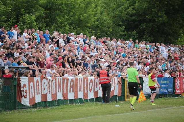 Kibice "Brązowych" przeniosą się ze obiektu Garbarni na Stadion Miejski