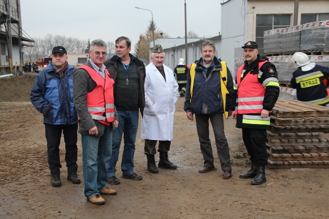 Ćwiczeniom przypatrywali się m.in. burmistrz Janowca i komendant  PSP Żnin