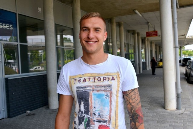 Bartosz Kwiecień z powodu kontuzji mięśnia dwugłowego nie zagra w sobotę przeciwko Legii Warszawa.