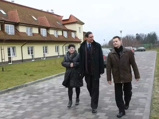 Zofia Szultk (kierownik ośrodka), Krzysztof Gawroński i Konrad Kiersnowski, współwłaściciele, mają jeszcze duże plany rozwojowe ośrodka w Widzinie.