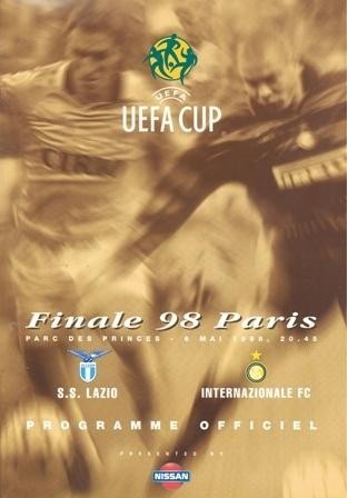 Finał Pucharu UEFA z sezonu 1997/1998 rozstrzygnął jeden...