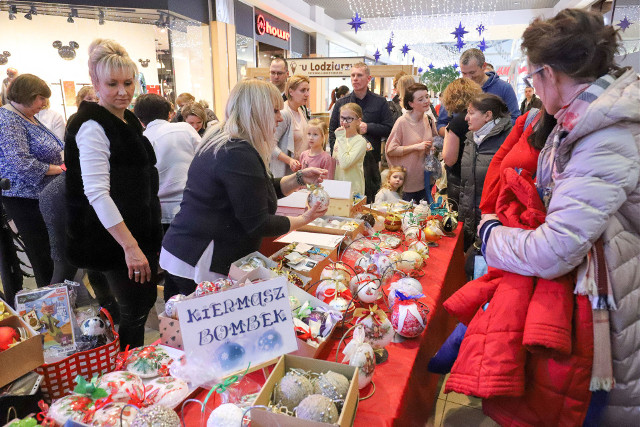 Na Festiwal Bombki Choinkowej przybyły tłumy białostoczan [ZDJĘCIA]