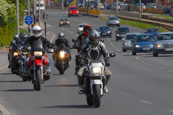 By jeździć takimi motocyklami, od lutego przyszłego roku trzeba będzie mieć ukończone 24 lata.