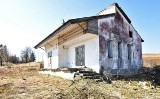 Najtańsze domy wystawione na sprzedaż w Podlaskiem. Można nabyć nawet dawną zlewnię mleka! Oferty do 150 tysięcy złotych [25.04.2022]