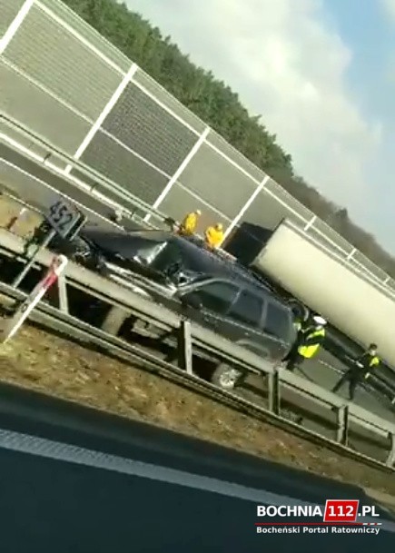 Damienice. Autostrada była zablokowana. Ciężarówka przewróciła się na pasie w kierunku Krakowa