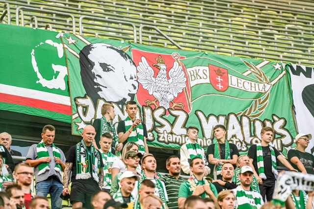 Transparent kibiców z Januszem Walusiem na meczu Lechii Gdańsk 29 sierpnia 2020 r.