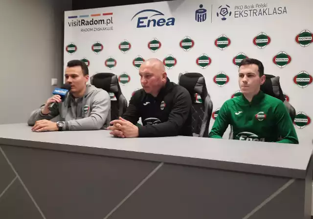 W piątkowej konferencji prasowej oprócz Mariusza Lewandowskiego wziął udział Jakub Nowakowski (z prawej).