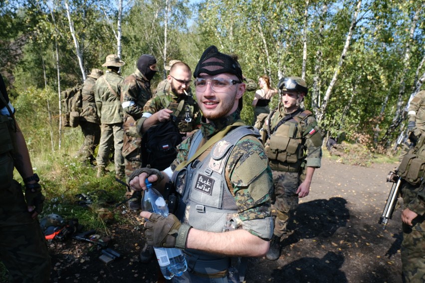 Piknik militarny w Świętochłowicach. II Śląskie Manewry ASG na terenie Doliny Lipinki, czyli Ajsce. Bitwy trzech batalionów i militaria